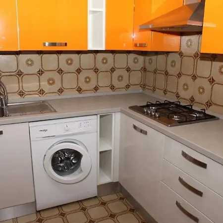 Monica Foscolo Apartmán *