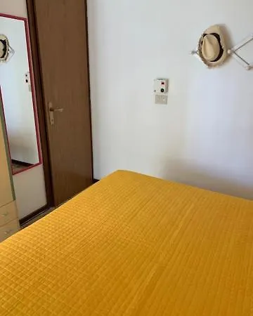Apartment Monica Foscolo *